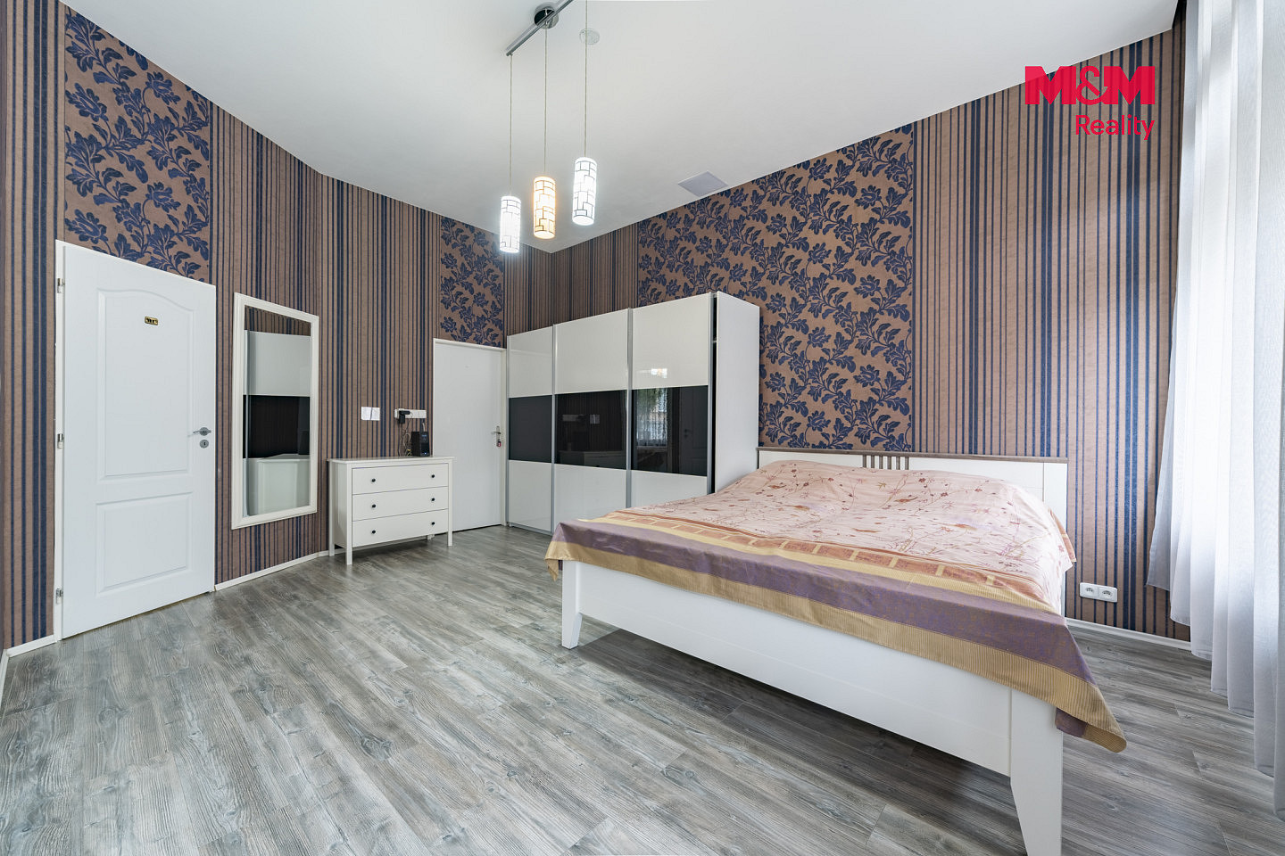 Prodej nájemního domu, činžáku 340 m² – fotografie 4