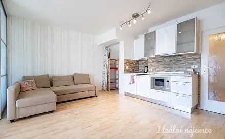 Pronájem bytu 2+kk 44 m²