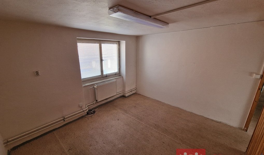 Pronájem obchodních prostor 120 m², Znojmo – náhled fotky 7