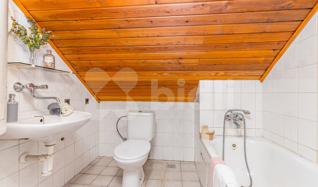 Prodej ubytovacího objektu 440 m², Kájov – náhled fotky 12