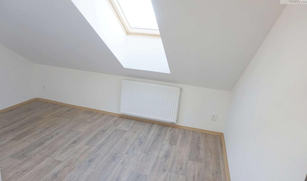 Pronájem bytu 4+kk 70 m², Litvínov – náhled fotky 26