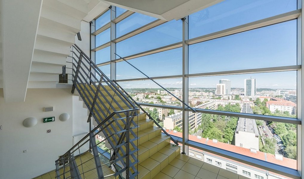 Pronájem kanceláře 270 m², Praha – náhled fotky 10