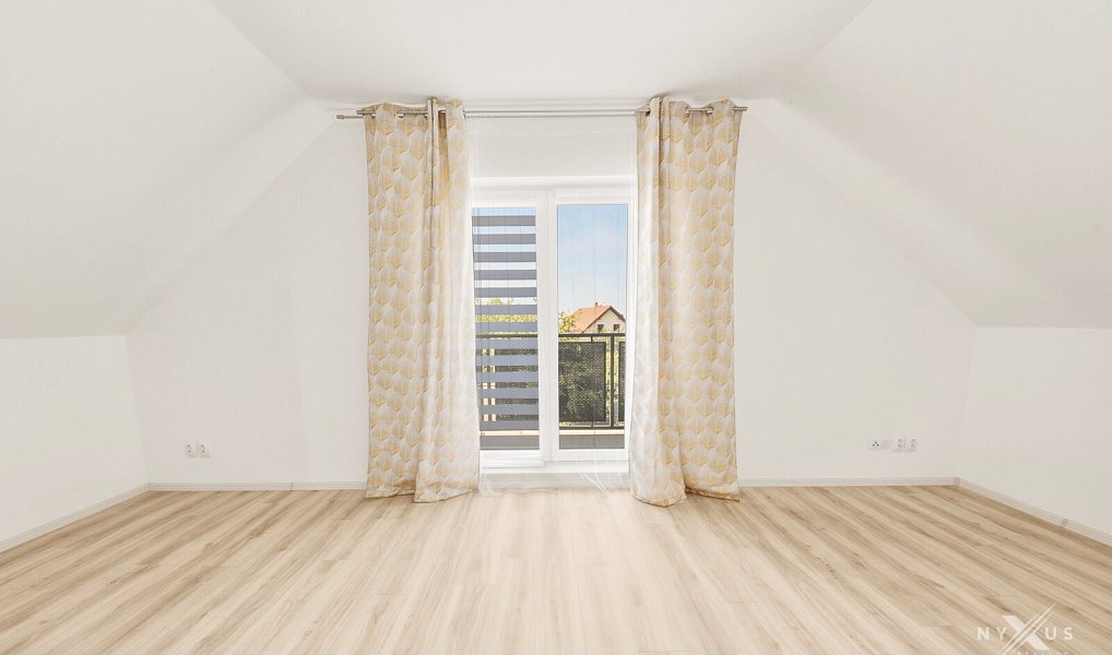 Pronájem domu 138 m² s pozemkem 1 024 m², Postřižín – náhled fotky 14