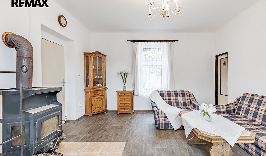 Prodej domu 142 m² s pozemkem 347 m², Všestary – náhled fotky 16