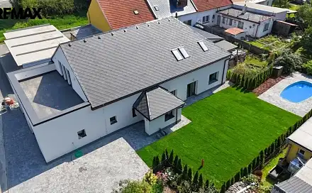 Prodej domu 321 m² s pozemkem 558 m², Na Hrázi, Svitavy - Lány