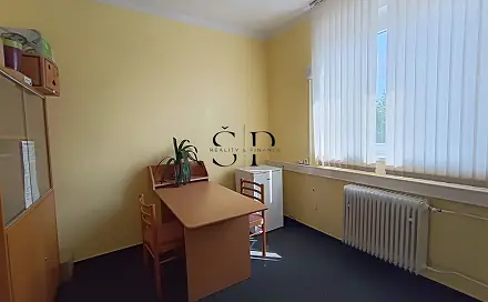 Pronájem kanceláře 600 m², Šůlova, Nýřany, okres Plzeň-sever