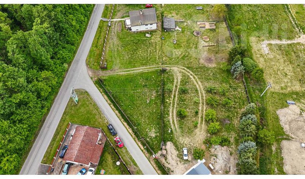 Prodej stavebního pozemku 812 m², Klamoš – náhled fotky 3