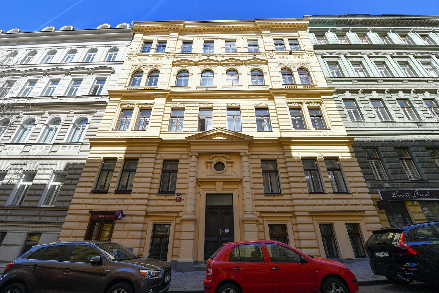 Prodej nájemního domu, činžáku 92 m² – fotografie 2