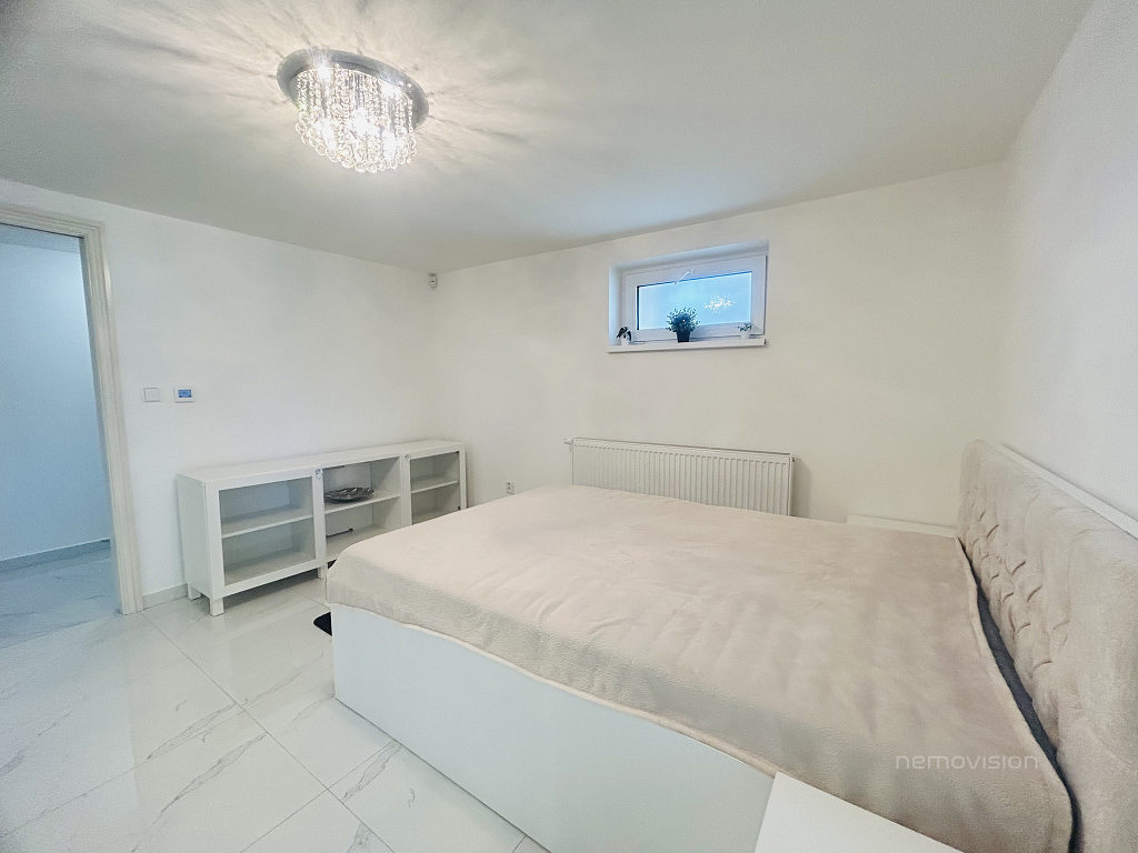 Pronájem bytu 2+kk 55 m² – fotografie 5