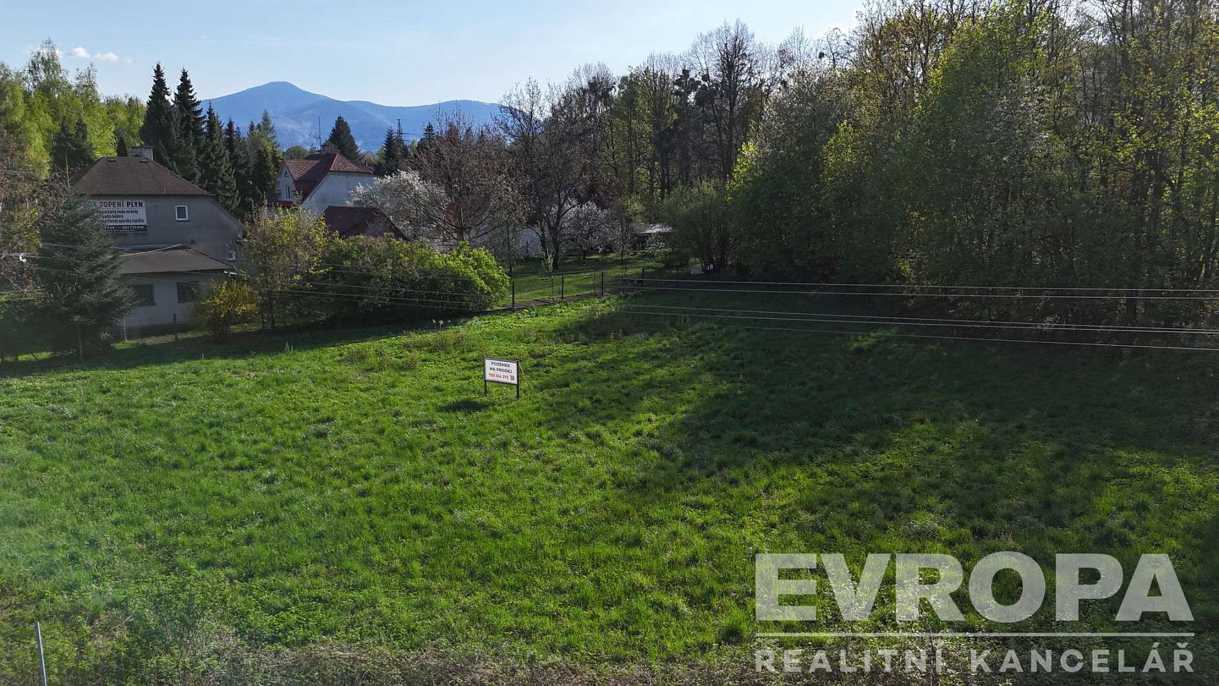 Prodej stavebního pozemku 1 500 m² — photo 2