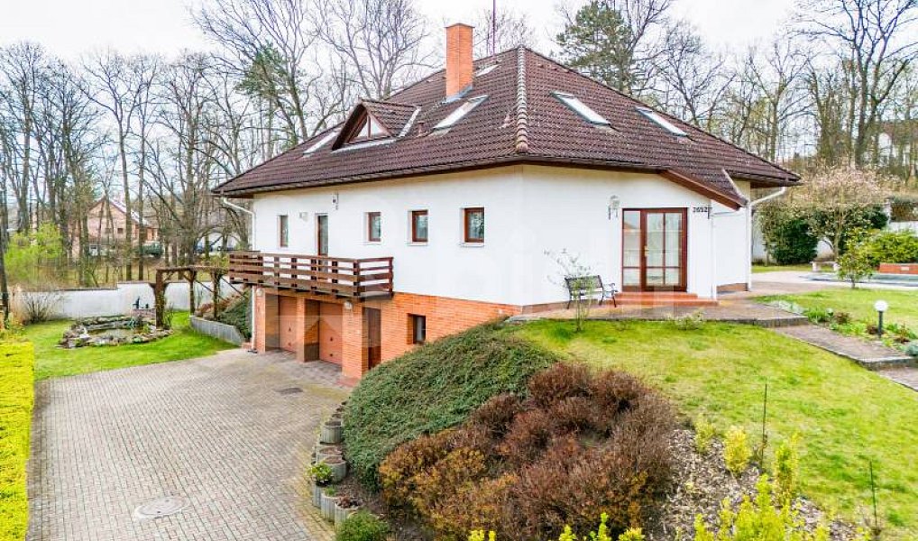 Prodej domu 220 m² s pozemkem 1 824 m², Roudnice nad Labem – náhled fotky 17