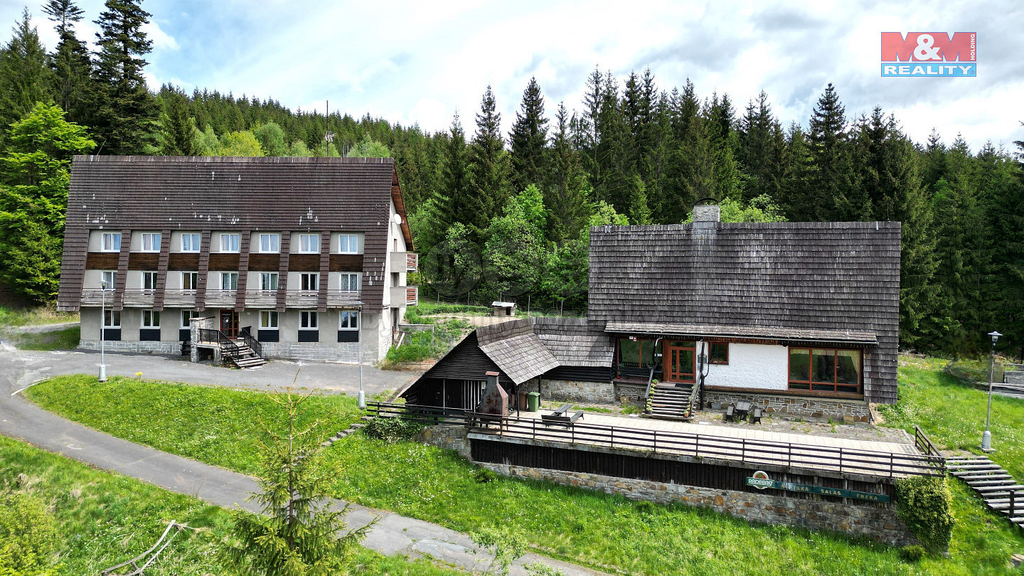 Prodej ubytovacího objektu 900 m²