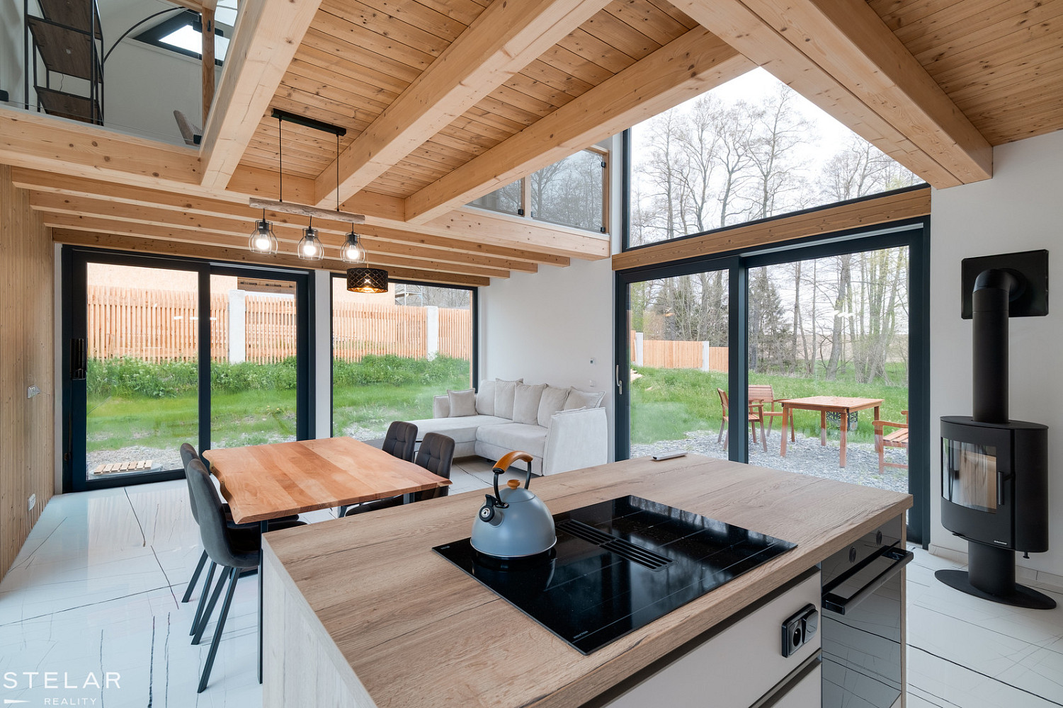 Prodej domu 100 m² s pozemkem 607 m² — photo 2