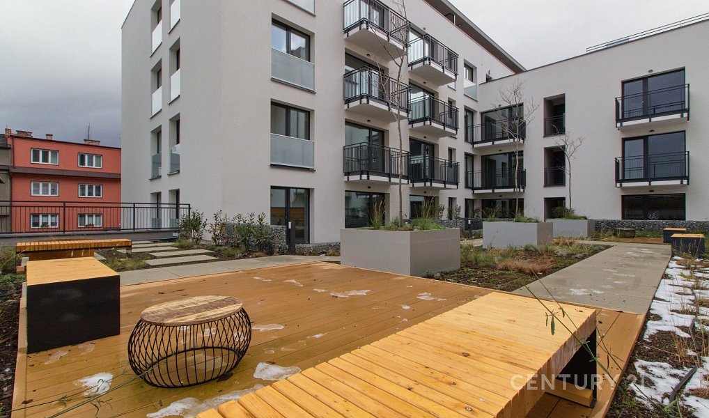 Pronájem bytu 2+kk 61 m², Plzeň – náhled fotky 19