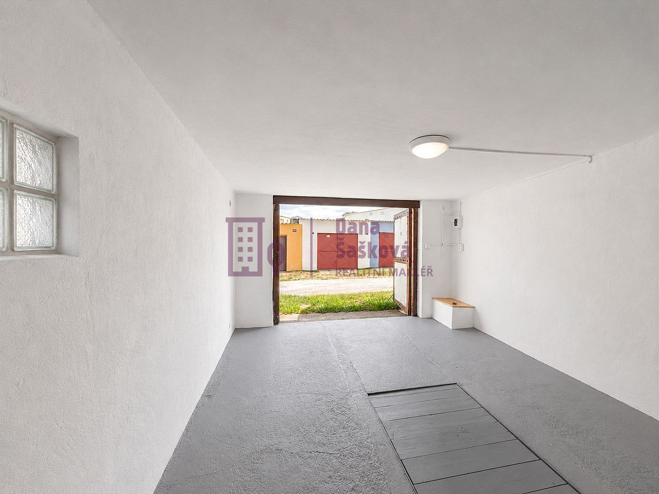 Pronájem, garáž, 21 m2, jindřichův hradec, jarošovská — photo 5