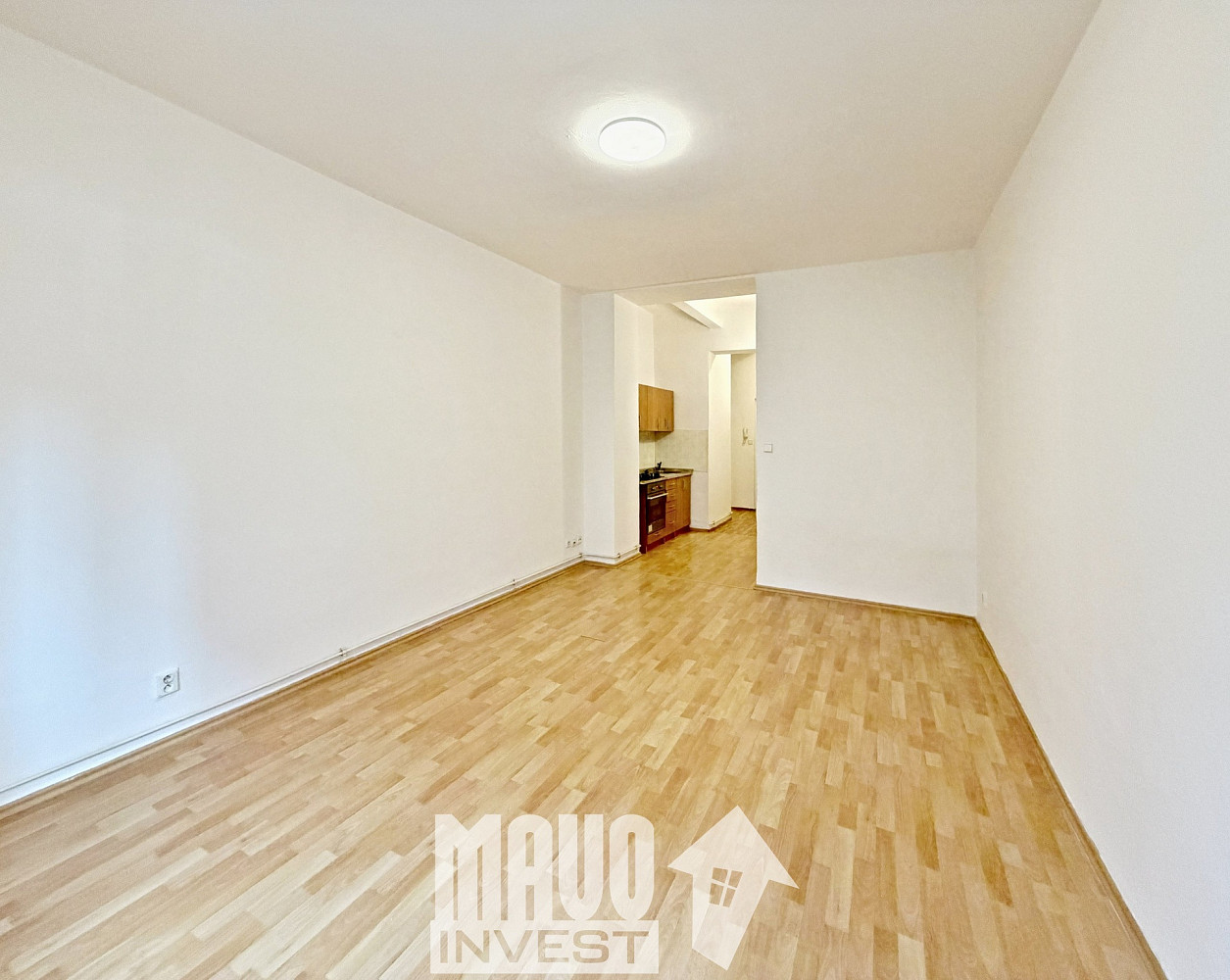Prodej bytu 1+kk 35 m² – pohled 2