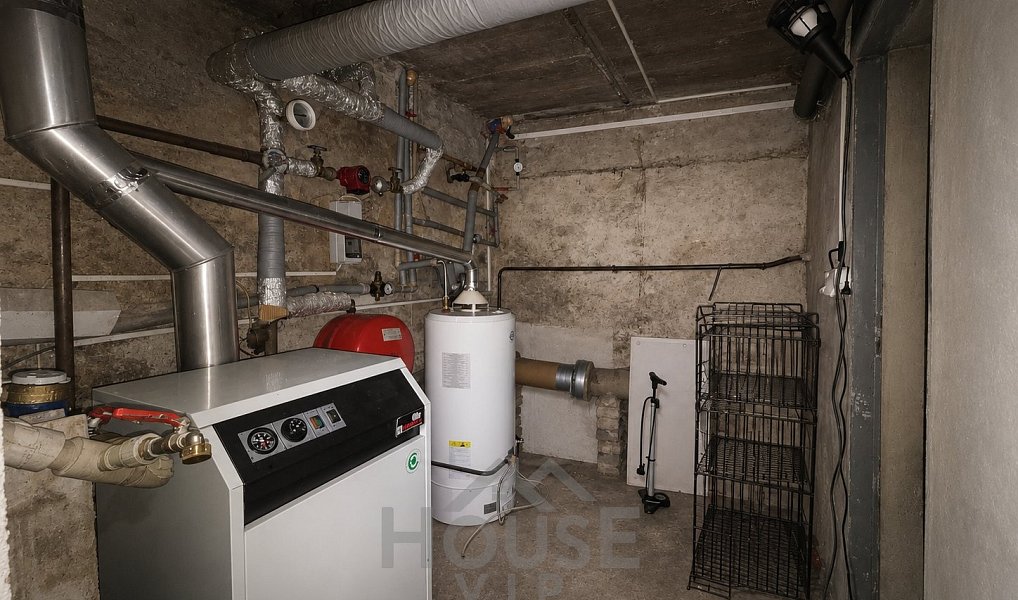 Prodej domu 275 m² s pozemkem 739 m², Praha – náhled fotky 44