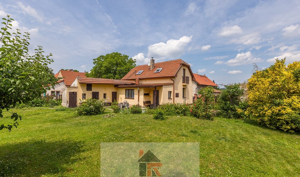 Prodej domu 130 m² s pozemkem 812 m², Kounice – náhled fotky 2