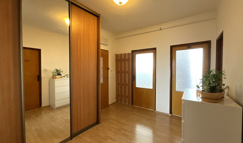 Prodej bytu 4+1 95 m², Pardubice – náhled fotky 15