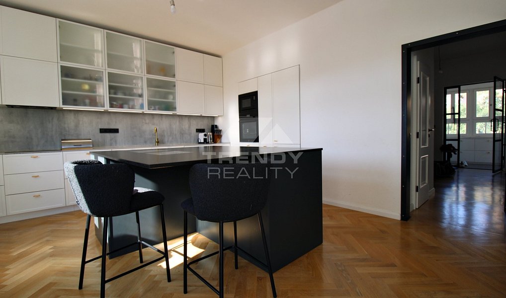 Prodej domu 306 m² s pozemkem 634 m², Plzeň – náhled fotky 13