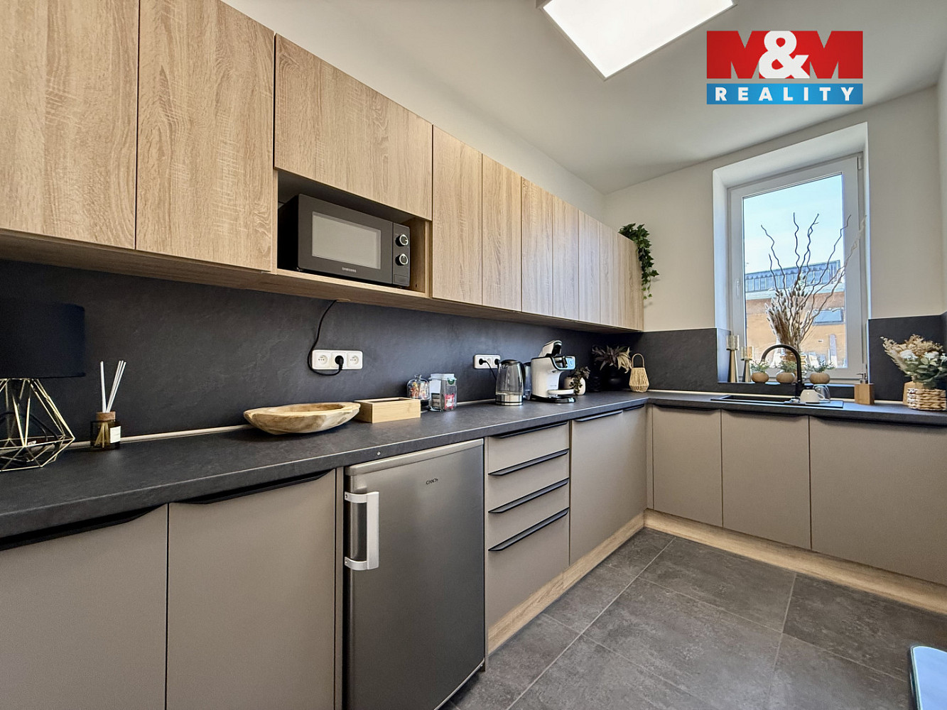 Pronájem kanceláře 26 m² — photo 2