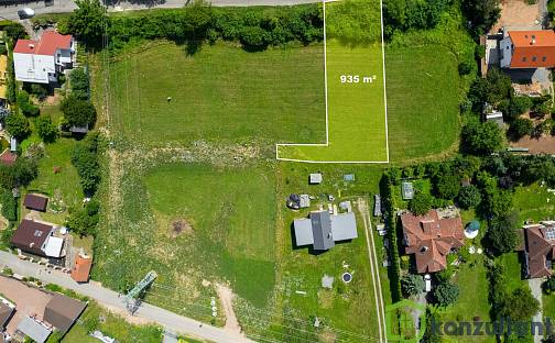 Prodej stavebního pozemku 935 m², Luční, Hradčany, okres Brno-venkov