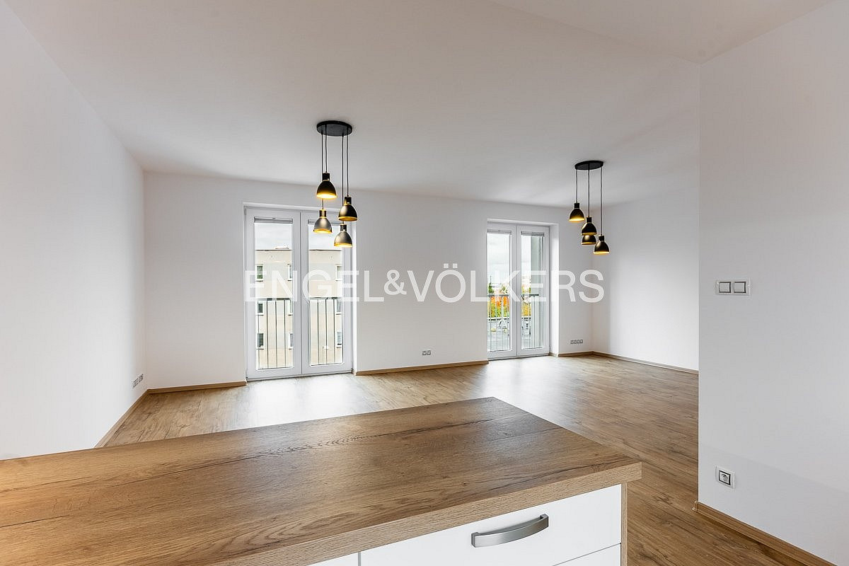 Pronájem bytu 3+kk 97 m² — photo 4