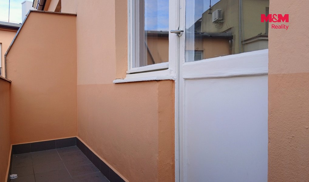 Pronájem bytu 1+kk 21 m², Praha – náhled fotky 12