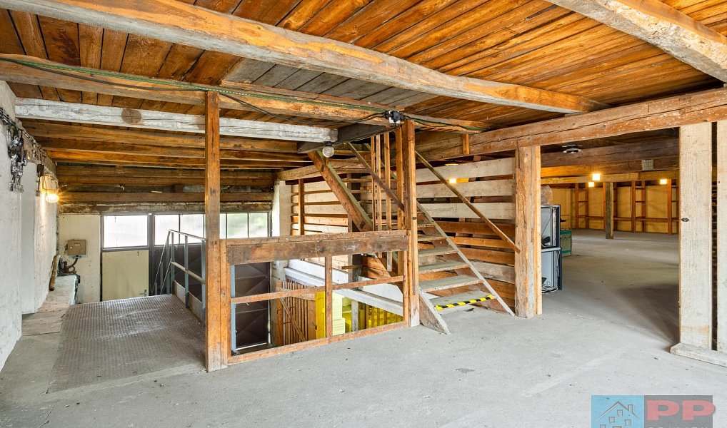 Prodej obchodních prostor 941 m², Pardubice – náhled fotky 21