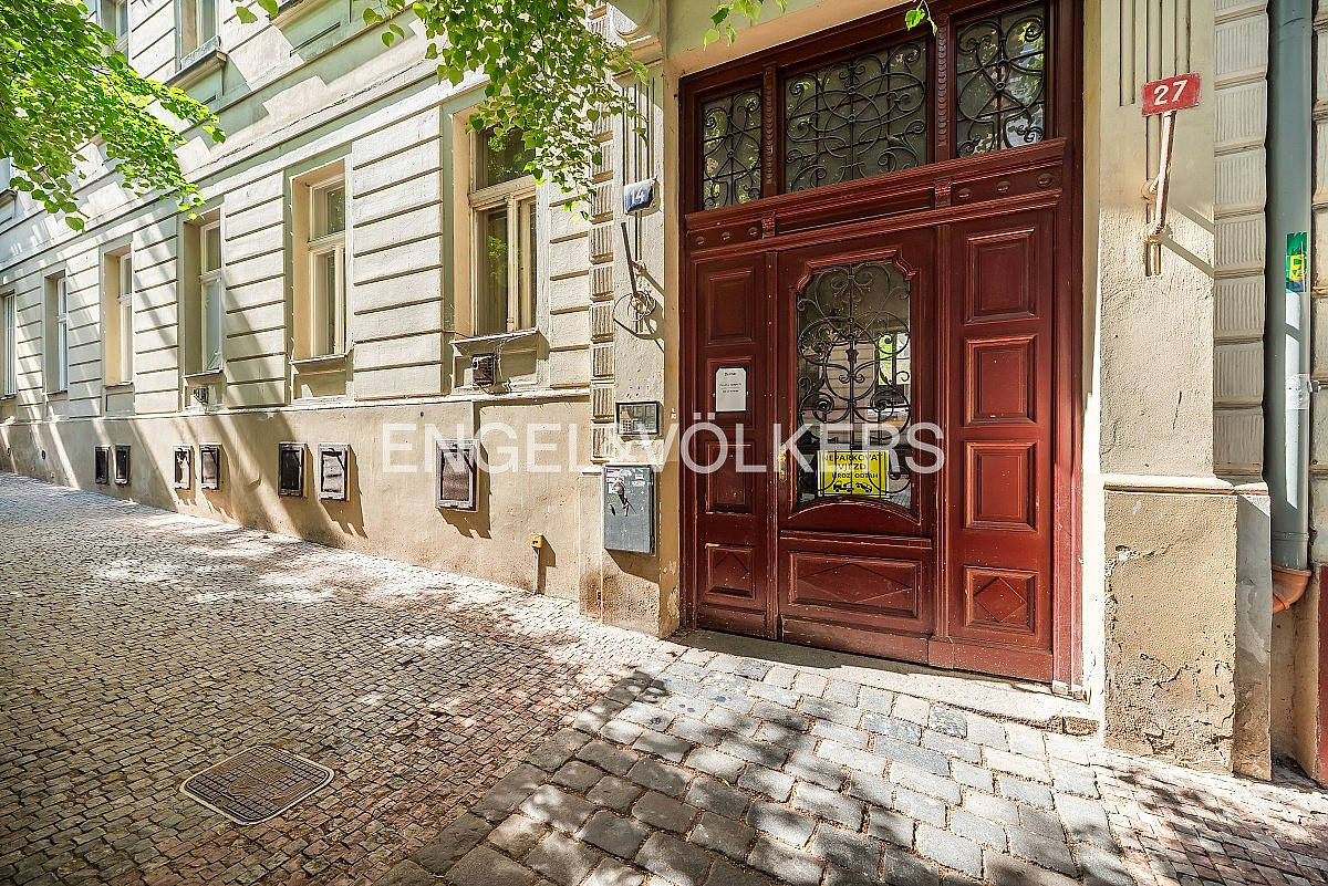 Pronájem obchodních prostor 155 m² — photo 2