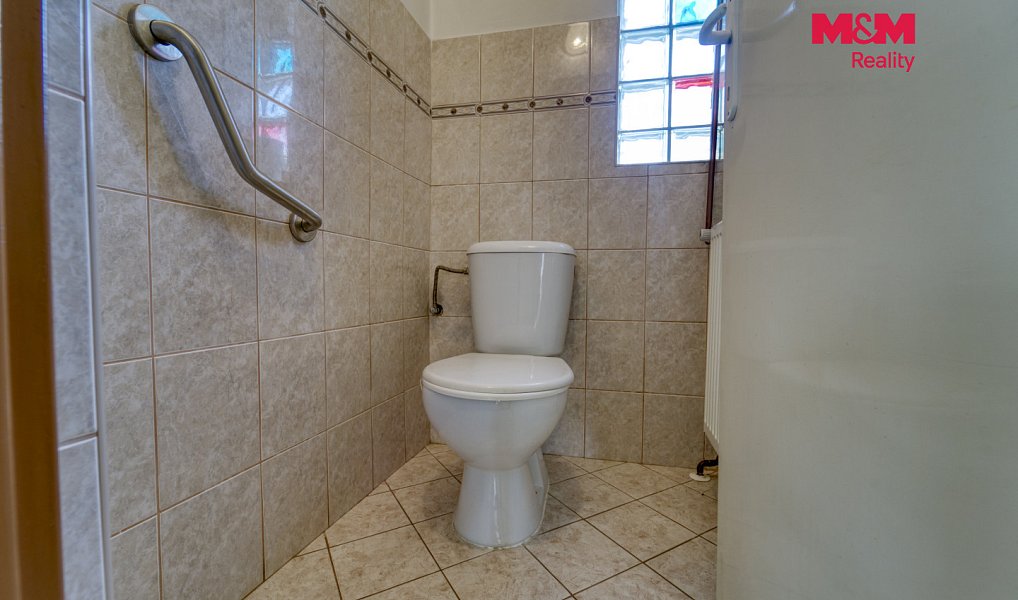 Prodej domu 170 m² s pozemkem 1 474 m², Lubenec – náhled fotky 12
