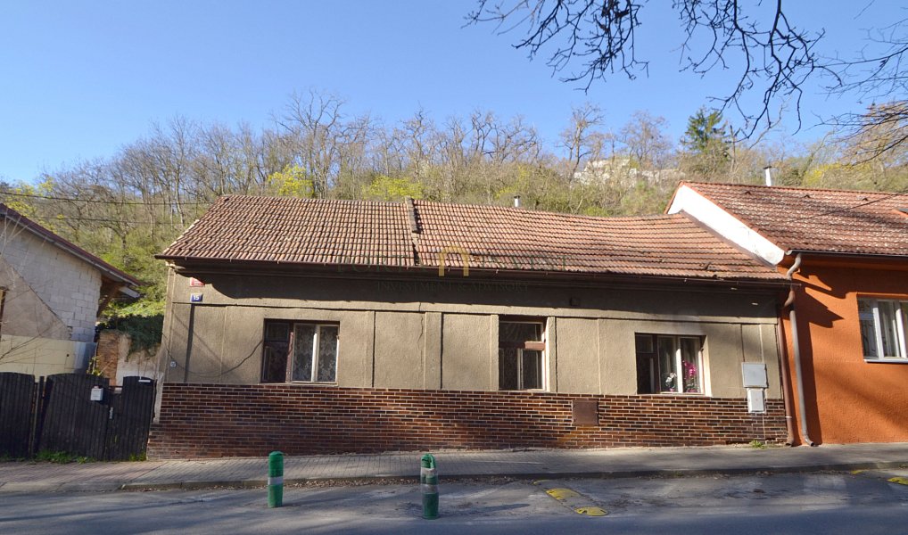 Prodej domu 90 m² s pozemkem 304 m², Praha – fotka 1 z 18