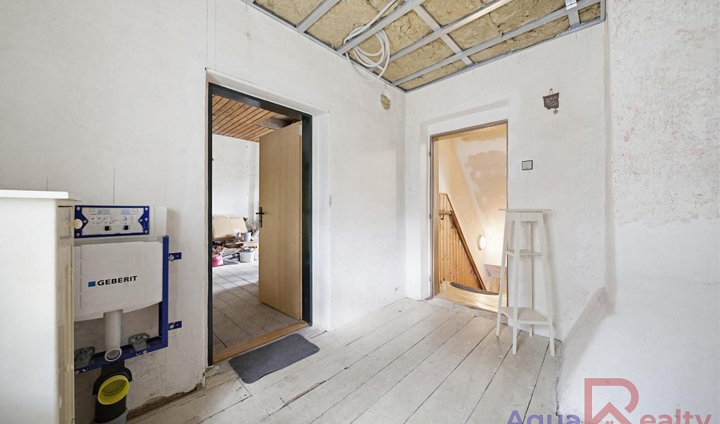 Prodej domu 330 m² s pozemkem 1 180 m², Stanovice – náhled fotky 20