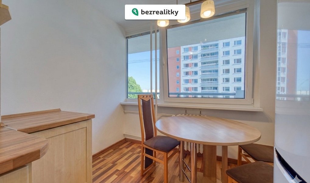 Prodej bytu 3+1 75 m², Praha – náhled fotky 2