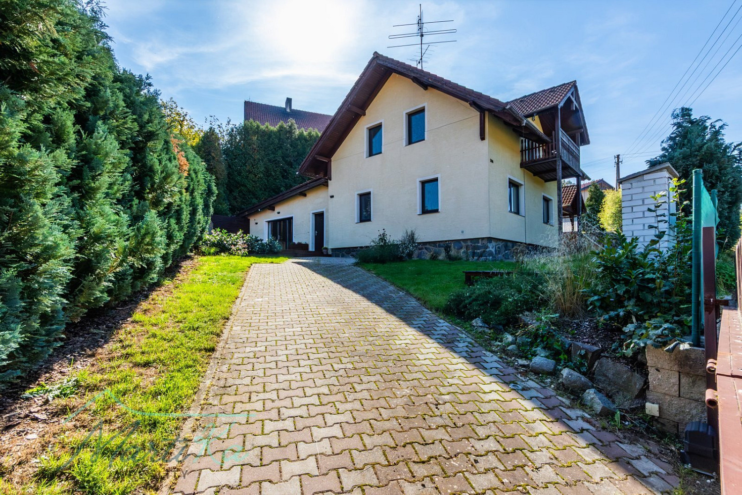 Prodej domu 216 m² s pozemkem 896 m²