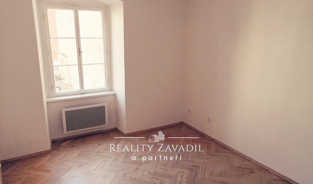 Prodej nájemního domu, činžáku 450 m², Pardubice – náhled fotky 9