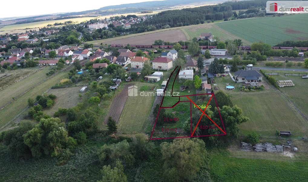 Prodej stavebního pozemku 810 m², Vroutek – náhled fotky 4