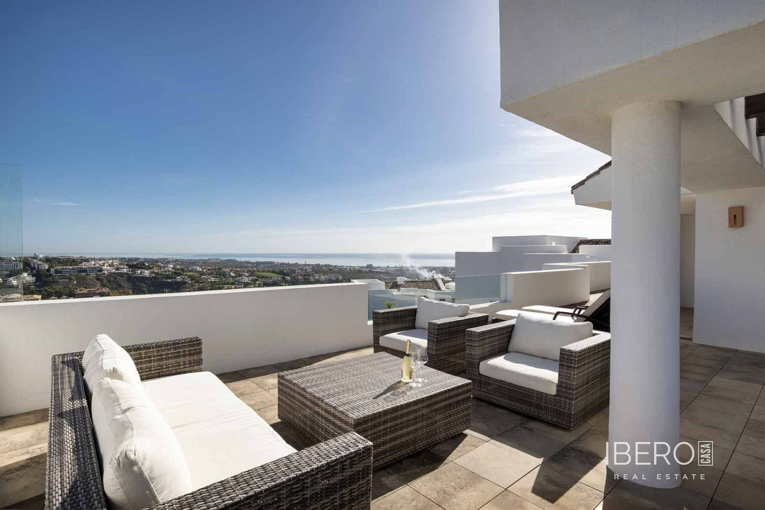 Piso 4+kk – Estepona, El Pilar - Vista 3
