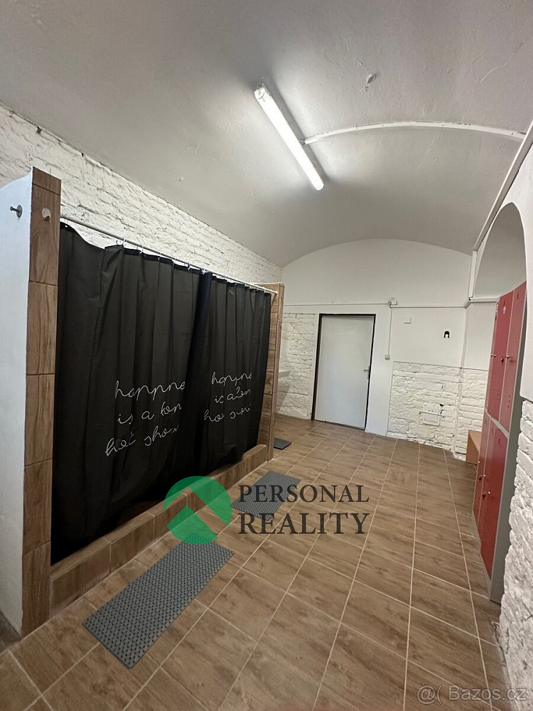 Pronájem komerčního objektu (jiného typu) 99 m² – fotografie 5