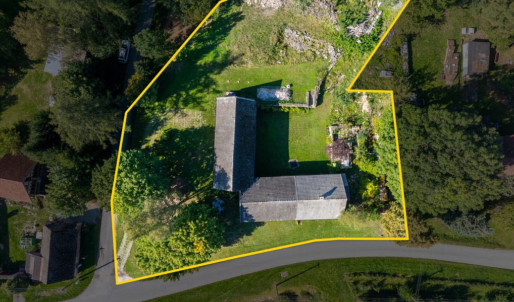 Prodej domu 252 m² s pozemkem 2 338 m², Blažejov – náhled fotky 2