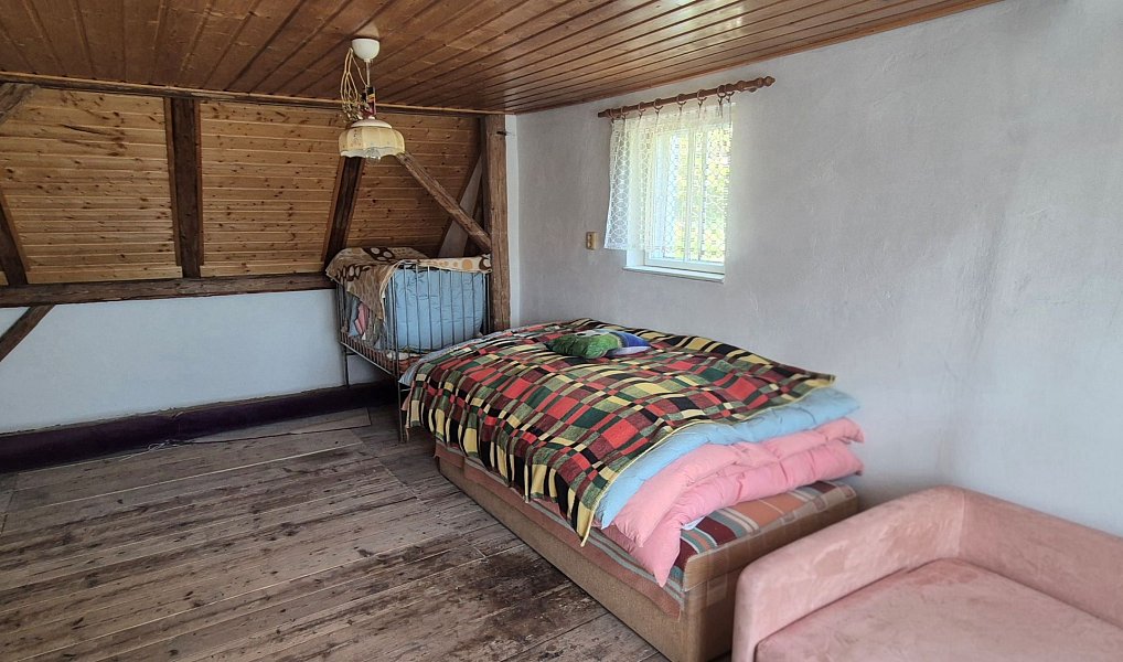 Prodej domu 150 m² s pozemkem 200 m², Benešov u Semil – náhled fotky 13