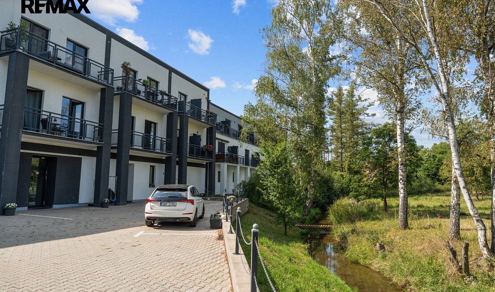 Prodej bytu 1+kk 29 m², Praha – náhled fotky 21
