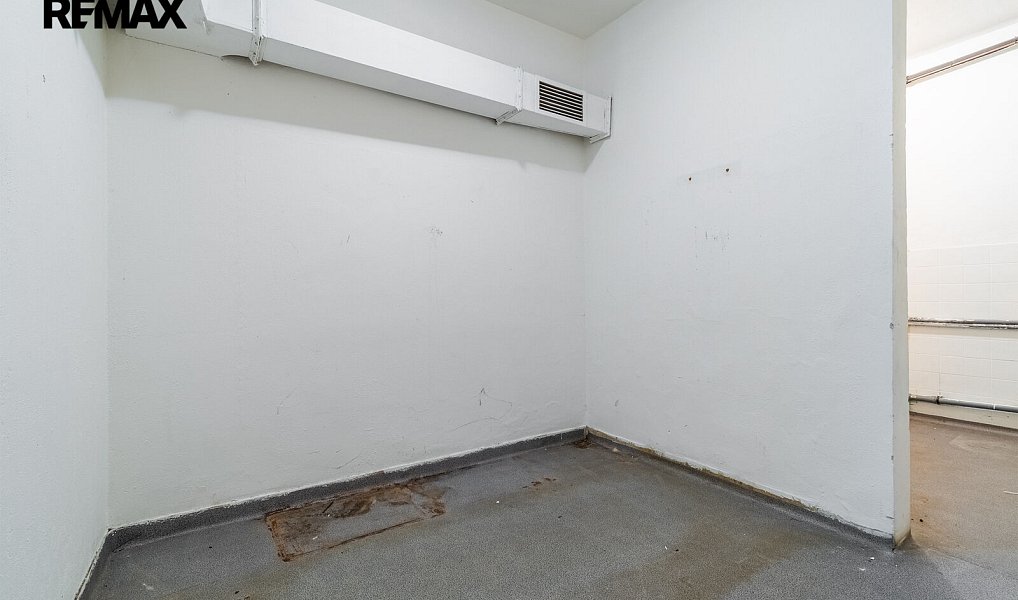 Pronájem komerčního objektu (jiného typu) 12 m², Plzeň – náhled fotky 4
