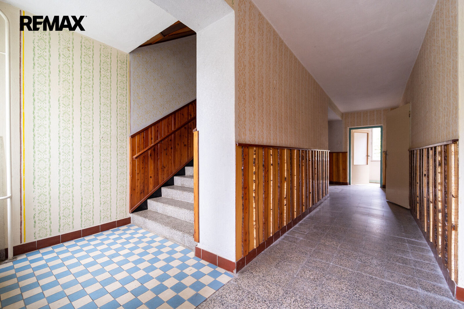 Prodej domu 200 m² s pozemkem 895 m² – fotografie 4