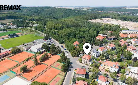 Prodej domu 385 m² s pozemkem 199 m², Půlkruhová, Praha 6 - Vokovice