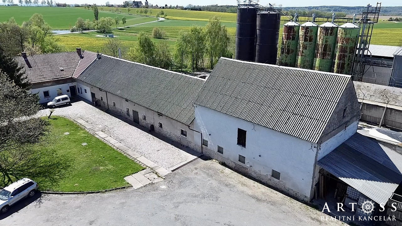 Prodej zemědělského objektu 1 528 m² — photo 2