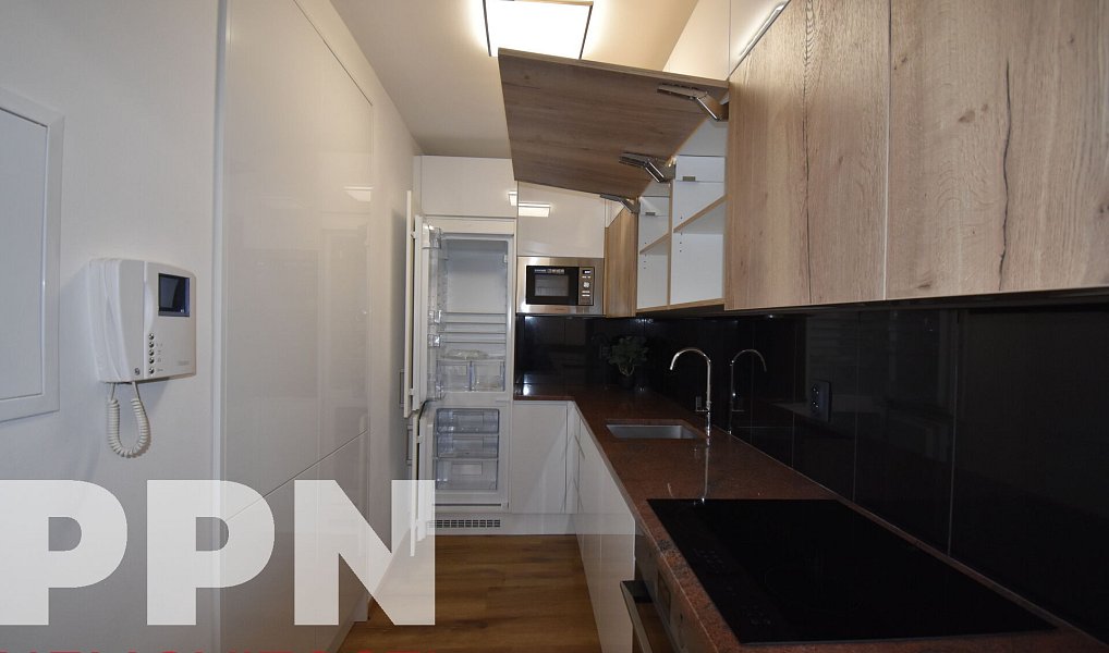 Pronájem bytu 2+kk 48 m², Praha – náhled fotky 2