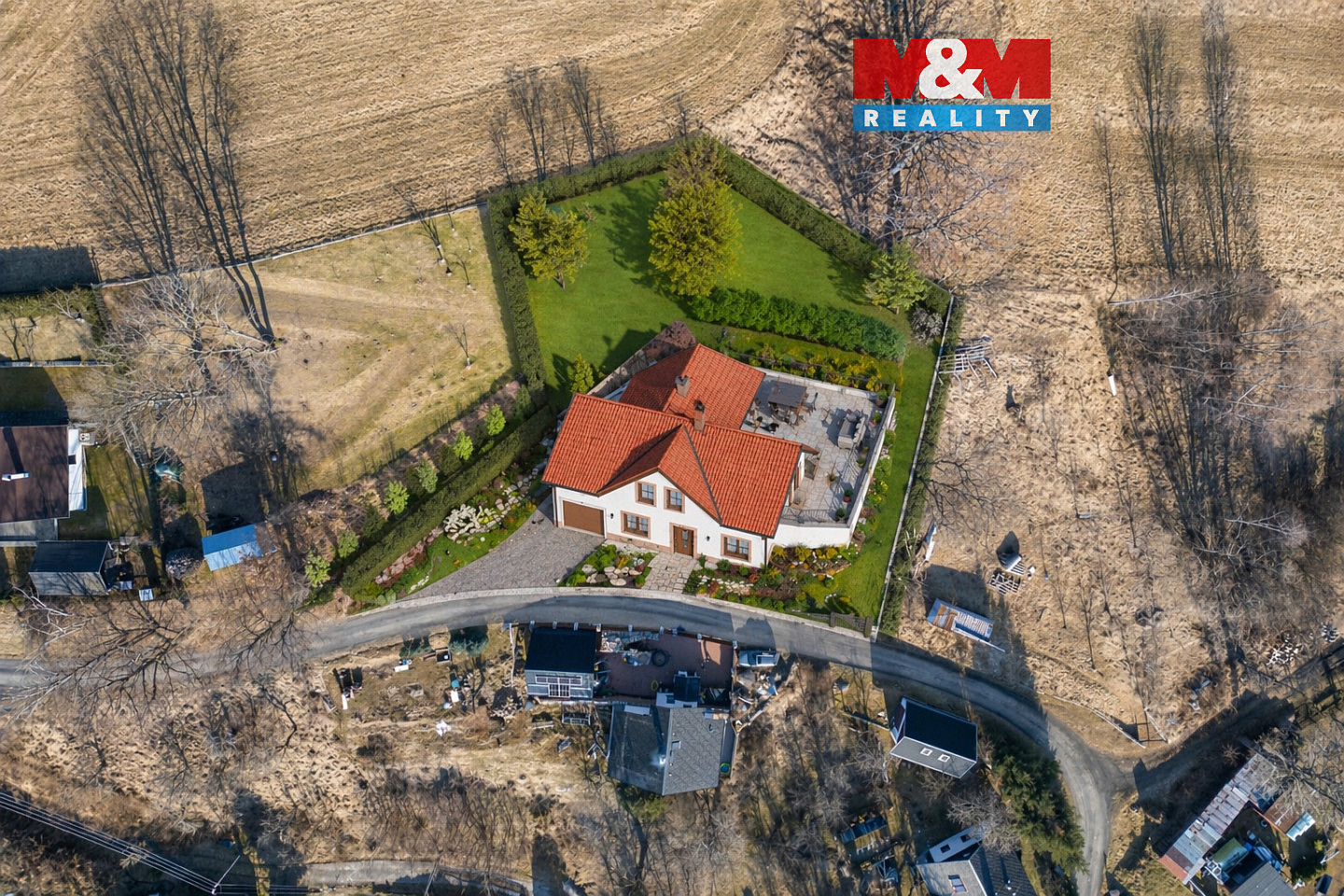 Prodej stavebního pozemku 1 694 m²