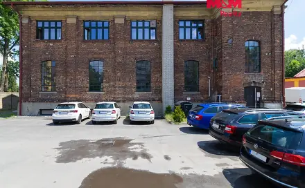 Pronájem výrobních prostor 1 500 m², Karviná