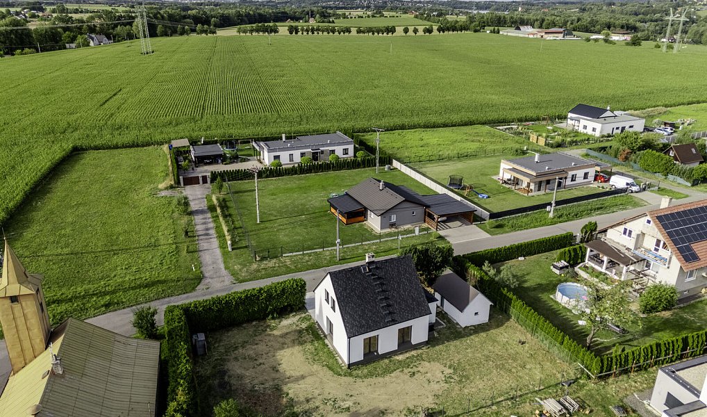 Prodej domu 120 m² s pozemkem 827 m², Horní Domaslavice – náhled fotky 2